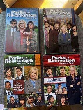 Parks and Recreation Seasons 1-4 DVD